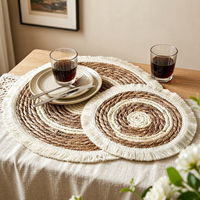 Sets de table en herbe naturelle - Napperons tissés épais résistants à la chaleur pour casseroles chaudes, tables à manger et décoration de cuisine