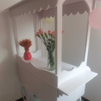 2025 Neuer Stil Maßgefertigte Blumen-Süßigkeiten-Wagen mit Rädern für Hochzeiten, Kinder, Weihnachten, Dessert-Party-Dekoration