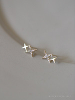 Boucles d'oreilles clous en argent sterling S925 plaqué or 14 carats, motif étoile à quatre branches, petites boucles d'oreilles étoile avec clous d'oreille pour cartilage