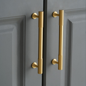 มือจับประตูตู้ครัวแบบเรียบง่ายทันสมัยแบบกำหนดเองได้ลิ้นชักพิมพ์ลายอลูมิเนียมทำจากไม้ตาข่ายสำหรับห้องนอนแบบใหม่ - Product Image 4