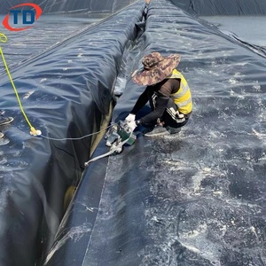Barrière d'eau de revêtement de géomembrane HDPE de 1.5mm pour le revêtement en plastique imperméable de 1mm 0.75mm pour la géomembrane de pisciculture de barrage - Product Image 6