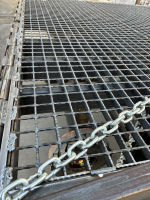 Pont d'embarquement mobile CE rampe de chargement manuelle pour chariot élévateur à fourche plate-forme élévatrice utilisée quai de stockage de chargement et de déchargement de conteneurs