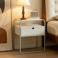 Table de chevet carrée de style crème, table d'appoint de luxe avec rangement pour magazines, pour salon, chambre à coucher