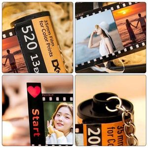 Porte-clés personnalisé coloré avec pellicule photo 35 mm, boîte cadeau, carte de vœux et sac cadeau - Product Image 3