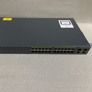 محول شبكة WS-C2960-24TC-S من الطبقة الثانية بـ24 منفذ، سلسلة <span class=keywords><strong>Catayst</strong></span> 2960 PLUS مع 24 منفذ 1G RJ45 + 2 منفذ 1G SFP للوصلات الصاعدة - Product Image 1