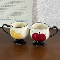 Tasse à café en céramique à motif de fruits (pomme, poire) avec pied et anse en forme de cœur, compatible micro-ondes, pour la maison
