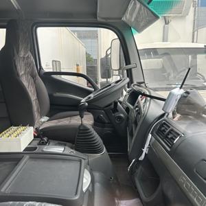 Camion frigorifique Foton 6,8 m pour le transport de poussins d'un jour - Contrôle précis de la température et système de ventilation - Product Image 5