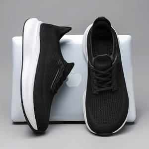 Chaussures de marche légères et respirantes en maille pour hommes, à lacets, semelle extérieure en caoutchouc antidérapante, motif uni tendance, toutes saisons, en coton - Product Image 2