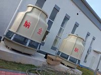 Tour de refroidissement industrielle à contre-courant circulaire en fibre de verre de 40 tonnes pour le refroidissement du refroidisseur de plastique