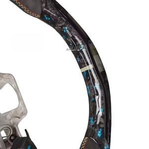 Volant sport en carbone forgé avec éclairage LED lumineux pour Ford Mustang, adapté aux Mustang 2013-20124 - Product Image 4