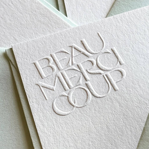 Tarjetas de Visita Personalizadas con Lámina Dorada al por Mayor, Precio de Mayoreo, Tarjetas de Presentación Profesionales para Agentes y Corredores Inmobiliarios - Product Image 2