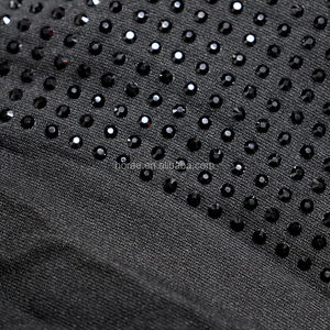 Tissu FB002 de luxe extensible orné de perles, de cristaux noirs et de strass pour robe de créateur - Product Image 6