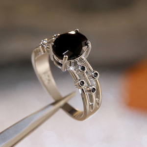Anello Nuziale Stile Cristallo, Elegante Anello da Dito per Donne - Product Image 6