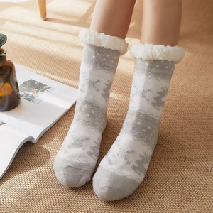 Chaussettes longues en polaire sherpa pour femmes, filles, Noël, tricotées, chaudes, d'hiver, pour l'intérieur, avec antidérapants - Product Image 5