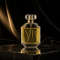 Flacon de parfum en verre de luxe personnalisé de 30 ml, 50 ml, 100 ml avec pulvérisateur à pompe et impression à plat