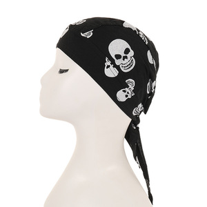 Fascia per capelli all'ingrosso da uomo con stampa teschio pirata, bandana con laccetti, sottocasco traspirante in cotone anti-sudore per ciclismo - Product Image 4