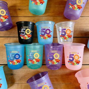 Gobelets en plastique de 500 ml pour personnalisation de fête, PET 107 mm 90 mm, gobelets grande capacité de 1000 ml avec couvercles antidérapants, personnalisables, noir, bleu, rose - Product Image 1