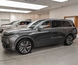 Produttori a basso prezzo 2024 auto ideale L7 Super ibrido Suv Car Li Xiang L7 prezzo cina - Product Image 4