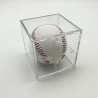 Vitrine acrylique de support de baseball/support de baseball de cube de plexi/boîte de présentation acrylique claire pour le baseball