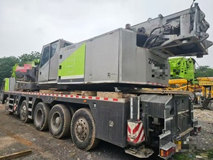 Grue ZOOMLION ZTC1100V7 110T d'occasion avec composants essentiels (moteur, pompe, moteur électrique) pour travaux de construction lourds - Product Image 5