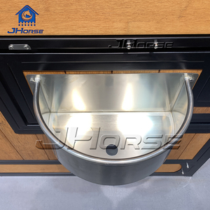 Aanpasbare Moderne Paardenstallen Luxe Elegante Bamboe Hout Paarden Stall-Systemen Voor Boerderijen Functioneel Duurzaam Schuilplaats Ontwerp - Product Image 3