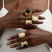 Bague pour femme en résine ambre plaquée or, légère, à large bande, design massif, style écaille de tortue, pour brunch et rendez-vous, pour les trendsetters