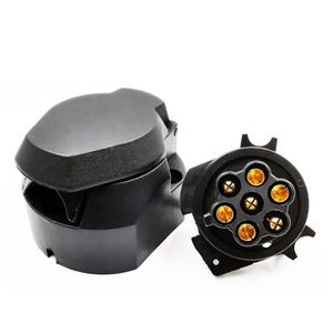 <span class=keywords><strong>7</strong></span> broches 12V <span class=keywords><strong>remorque</strong></span> câblage <span class=keywords><strong>prise</strong></span> barre de remorquage convertisseur de remorquage pour caravane camion Durable <span class=keywords><strong>prise</strong></span> adaptateur protecteur connexions - Product Image 3