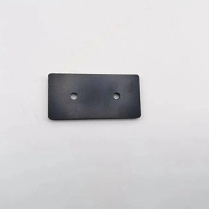 Plaque de calage en métal estampé Nanpi Youyue 90x44x6mm en fer noir pulvérisé pour la fabrication automobile - Product Image 1