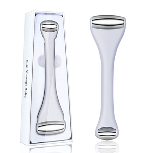 Rodillo <span class=keywords><strong>de</strong></span> Masaje Facial <span class=keywords><strong>de</strong></span> Doble Cabeza <span class=keywords><strong>de</strong></span> Acero Inoxidable para Lifting Facial y Relajación <span class=keywords><strong>de</strong></span> la Piel, Rodillo <span class=keywords><strong>de</strong></span> Masaje Metálico con Caja <span class=keywords><strong>de</strong></span> Regalo - Product Image 4