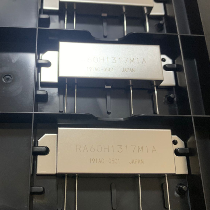 RA60H1317M1A 三菱 135-175MHz 60W RF モデュール RA60H1317M1A 三菱 135-175MHz 60W RF モデュール - メルカリ
