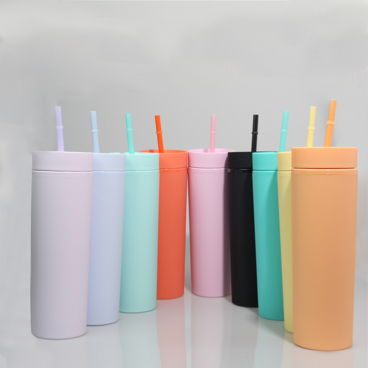 Seaygift портативная винная кружка 16 унций, матовые цветные чашки для воды, двойные стенки, акриловый тонкий красочный стакан с соломинкой, пластиковые тумбы