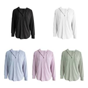 Chemises de protection solaire UPF 50+ pour femmes YISHENHON, sweat-shirt à capuche, séchage rapide, manches longues, avec poches, pour la randonnée et les activités de plein air - Product Image 2