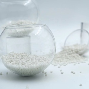 食品グレードのPEマスターバッチ優れた性能強化アンチエイジングアンチブロッキング厳選された原料を使用して効率的に使用 - Product Image 1