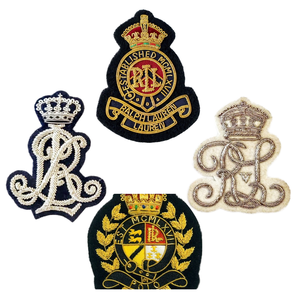 Patchs circulaires tactiques russes en PVC brodés de sequins à la machine avec fermeture auto-agrippante pour chapeaux et cadeaux - Product Image 1