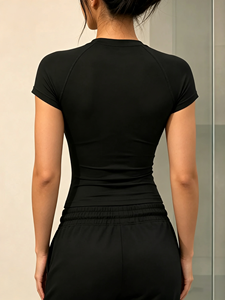 Haut court sans couture à manches raglan pour femme, coupe ajustée, extensible, pour le sport, le yoga et le fitness, avec logo personnalisé, abordable - Product Image 2