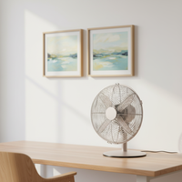 Ventilateur de table électrique en métal à oscillation numérique à 3 vitesses et inclinaison réglable avec télécommande pour usage domestique et extérieur