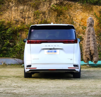DENZA D9 Plug in Hybrid MPV Besar 7 Kursi Kendaraan Keluarga Mewah Bertenaga Baru Tersedia