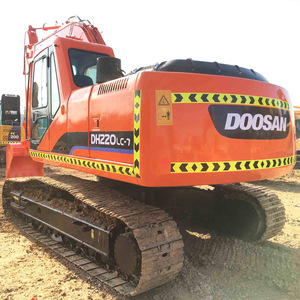 รถขุดตีนตะขาบ Doosan รุ่น DH220LC-7 DX225 DX300 DH220 ปี 2021 สภาพดี มือสอง น้ำหนัก 22 ตัน พร้อมเครื่องยนต์ เกียร์ ปั๊ม PLC ขาย - Product Image 1