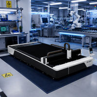 Découpeuse laser à fibre CNC 6025 robuste avec unité de refroidissement intégrée pour l'usinage de tôles d'acier au carbone