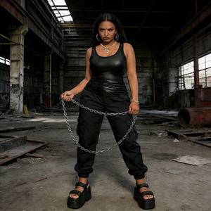 Top sin Mangas de Piel Sintética Personalizable para Mujer, con Escote Contorneado y Cintura Ajustada con Fruncido - Product Image 4