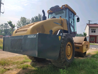 Compacteur vibrant à tambour unique de 26 tonnes, d'occasion et durable, pour travaux de terrassement