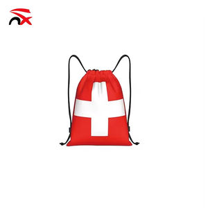 Meilleures ventes : Ensemble <span class=keywords><strong>de</strong></span> soutien personnalisé pour le football avec drapeau suisse, comprenant un chapeau bob et un <span class=keywords><strong>sac</strong></span> fourre-tout à cordon, idéal pour les événements. - Product Image 2