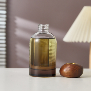 Chăm sóc da và mỹ phẩm sậy khuếch tán Bộ xe làm mát không khí chai với cơ sở thủy tinh và nắp nhựa nước hoa sử dụng - Product Image 4