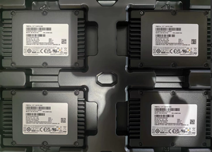 SSD NVMe PCIe Gen5 PM9D3A 3.84TB Interno MZWL63T8HFLT-00AW7 a Bassa Latenza, Alta Stabilità, Durevole per Server, Data Center e <span class=keywords><strong>Cloud</strong></span> - Product Image 4
