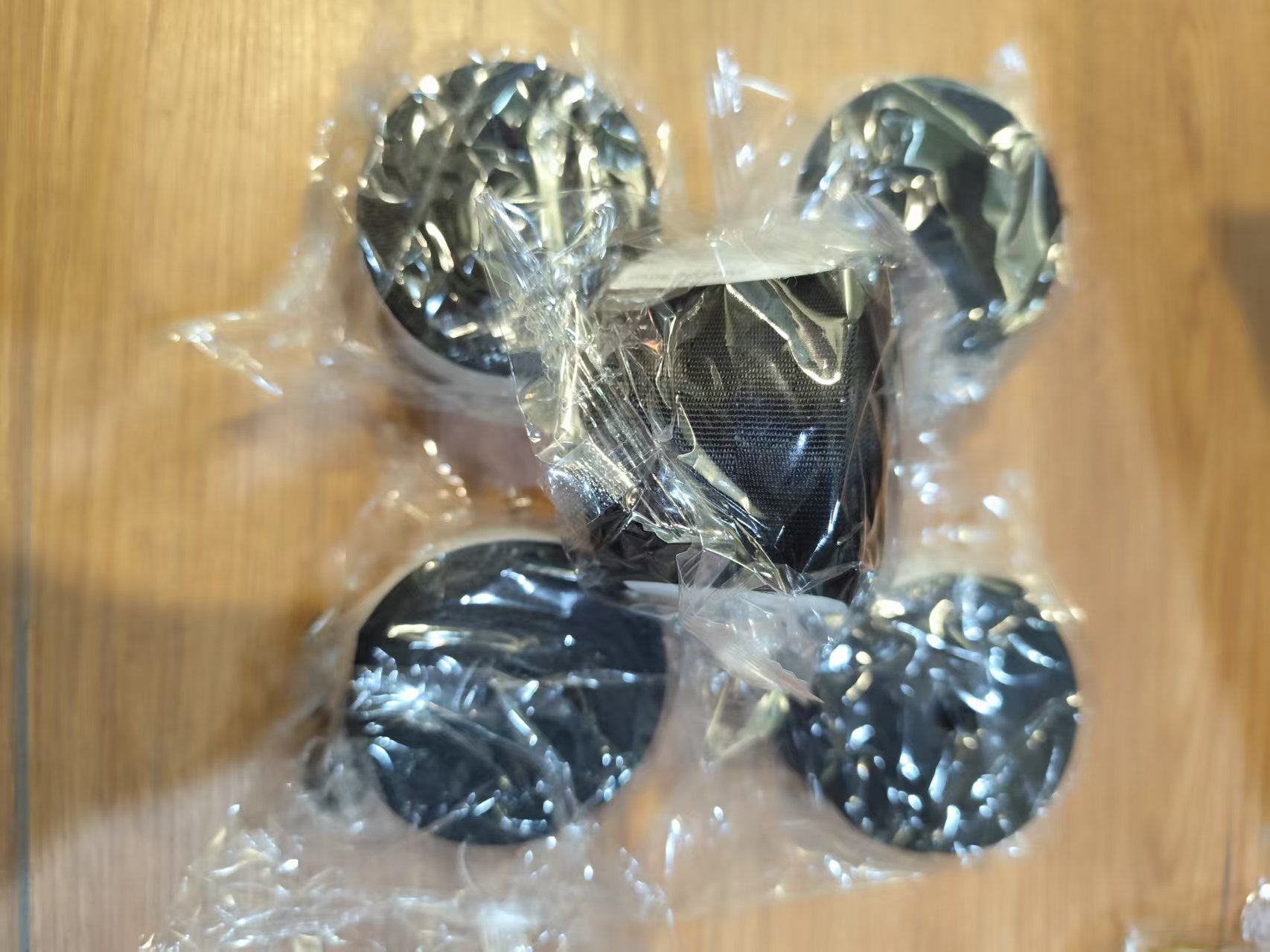 5 rouleaux en noir