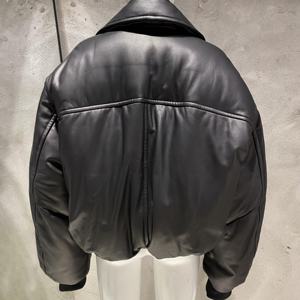 Giacca invernale da donna in <span class=keywords><strong>pelle</strong></span> di montone nero piumino in <span class=keywords><strong>pelle</strong></span> Bomber giacca piumino in <span class=keywords><strong>pelle</strong></span> da donna - Product Image 2