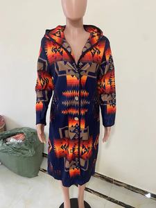 Cardigan à motif aztèque imprimé pour femme, grande taille, à capuche, manches longues, manteau tribal avec poches 2026 - Product Image 2