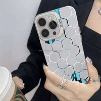 Coque de téléphone antichoc durable en TPU avec motif géométrique 3D nid d'abeille estampé à chaud, impression couleur sur la coque arrière pour