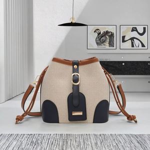 Sacs à main en cuir synthétique pour femmes de luxe de marque classique avec logo personnalisé à la mode - Product Image 3