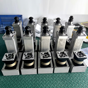 กระบอกสูบลูกสูบแบบเส้นตรงอะลูมิเนียม มอเตอร์ไฟฟ้า 15000N โครงสร้างนิวแมติกมาตรฐาน - Product Image 1